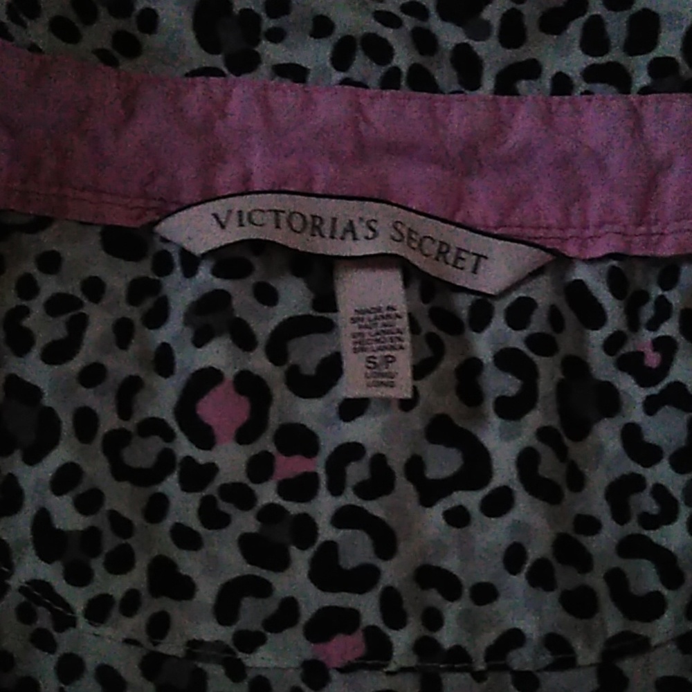 Victoria secret long sleeve cheetah print shirt